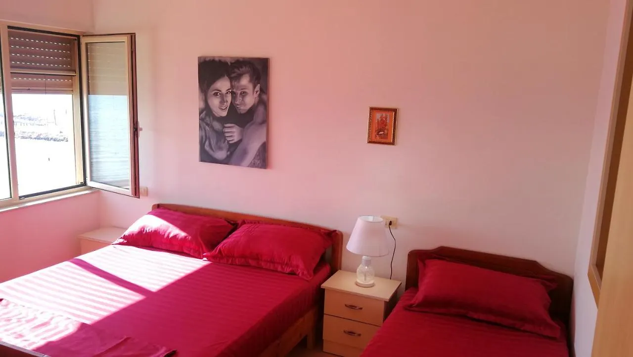 Turtle Apartment Durres