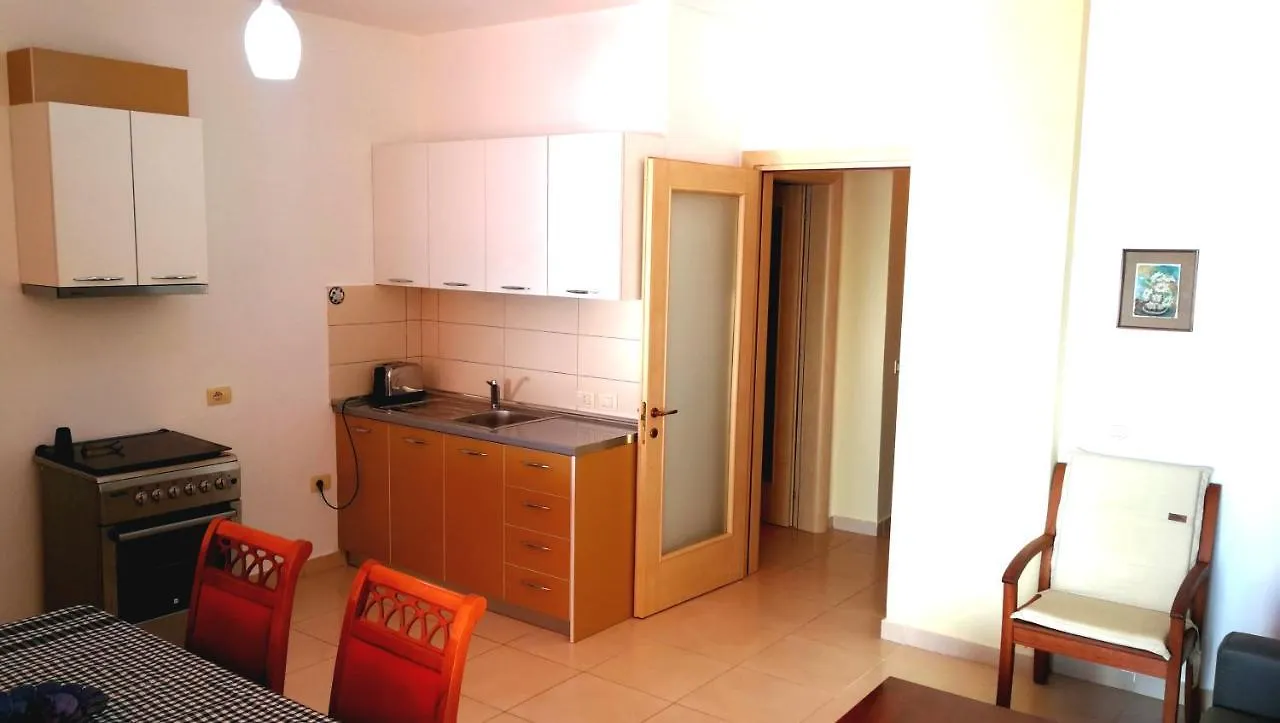 Turtle Apartment Durrës 0*,  Albanien