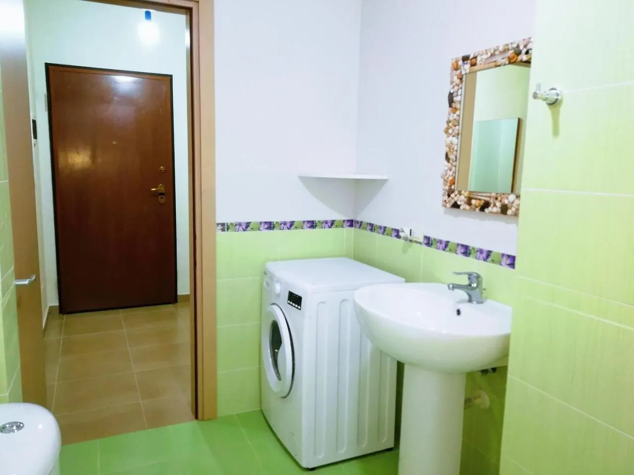 Turtle Apartment Durres