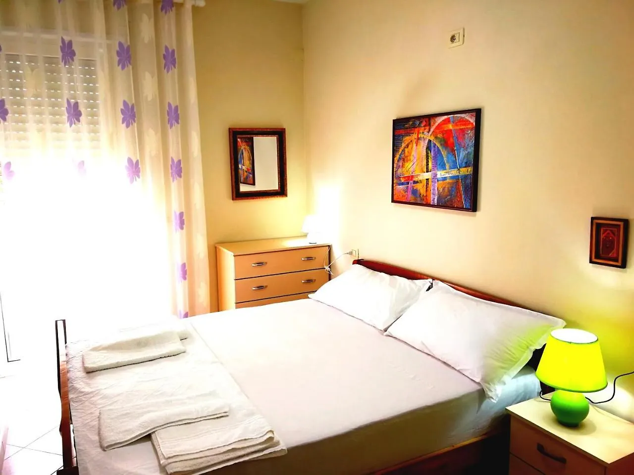 Turtle Apartment Durres 0*,  Albania